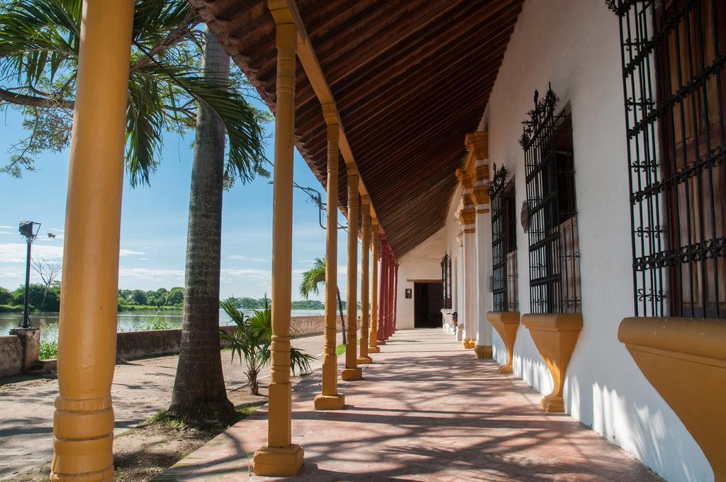 Portal De La Marquesa Hotell Mompos Exteriör bild Casa de Tucumán, where the Declaration of Independence was signed
